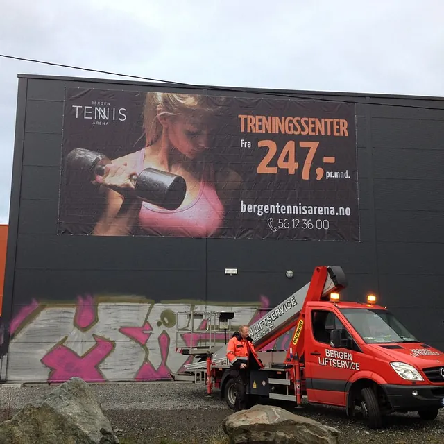 Monterer store bannere